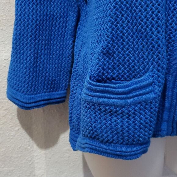 Jaclyn Smith Cobalt Blue Knitted Hoodie Sweater - Picture 3 of 7